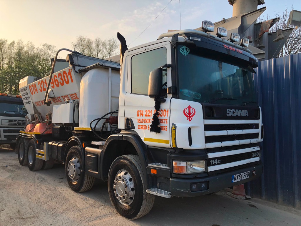 Scania 8-Wheel Volumetric Concrete Mixer Truck Edgware
